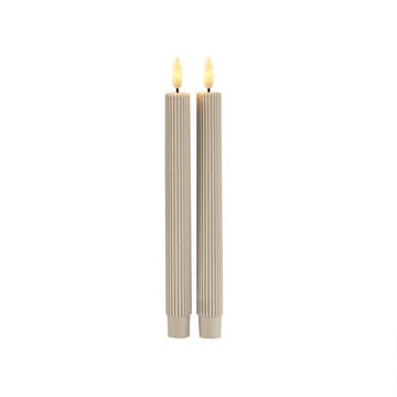 Se Sirius Smilla Tall Genopladelig - varm grå krone LED-stearinlys 2 stk. Ø 2 x H 25 - Indendørsbelysning > LED stearinlys - SIRIUS - Spotshop ✔ Kæmpe udvalg i SIRIUS ✔ Hurtig levering: 1 - 2 Hverdage samt billig fragt - Varenummer: SPSH-SIR80255 og barcode / Ean: &